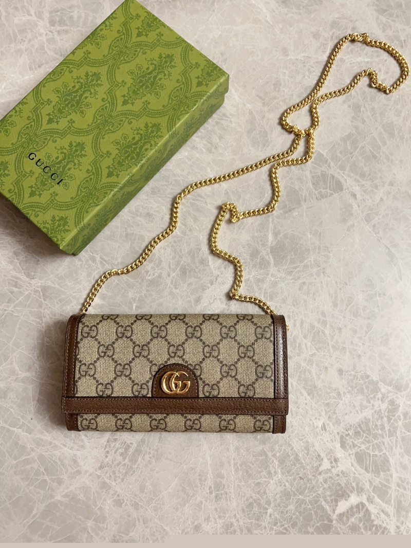 G*u*i wallets & purse